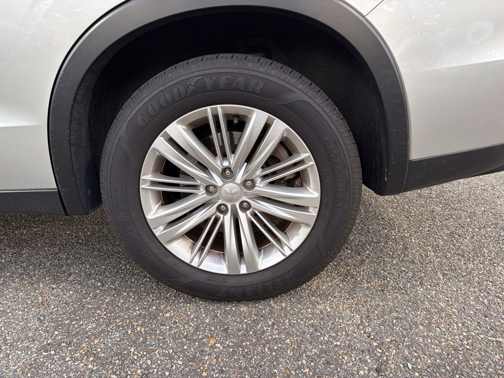 Used 2022 Mitsubishi Outlander ES FWD image 23
