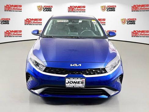 Used 2023 Kia Forte LXS FWD image 11