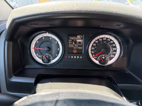 Used 2018 RAM 2500 Tradesman w/ Chrome Appearance Group AWD/4WD image 15