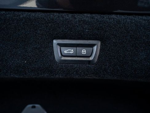 Used 2024 BMW i7 xDrive60 image 63