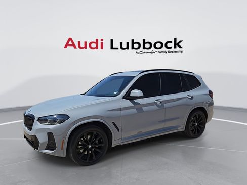 Used 2025 BMW X3 xDrive30 AWD/4WD image 4