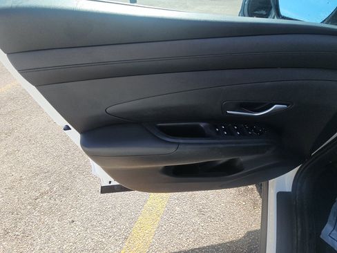 Used 2025 Hyundai Tucson SEL FWD image 18