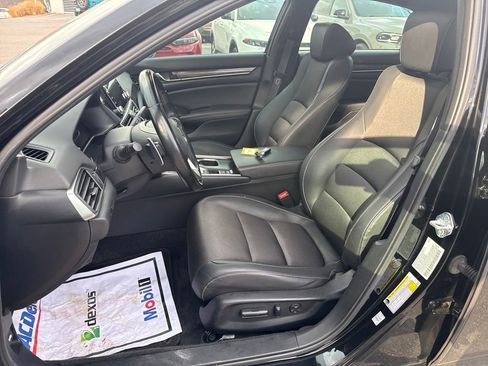 Used 2021 Honda Accord Sport image 13