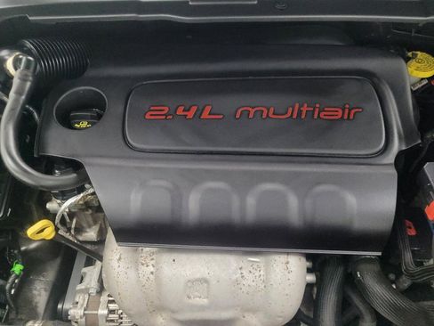 Used 2018 Jeep Compass Latitude w/ Popular Equipment Group AWD/4WD image 30