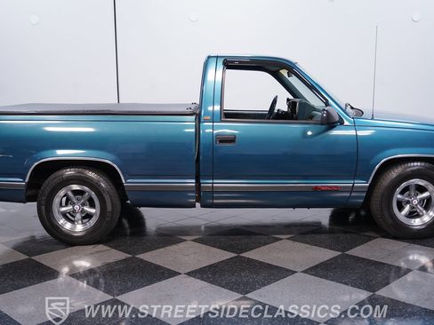 Used 1990 Chevrolet Silverado 1500 2WD Regular Cab image 13