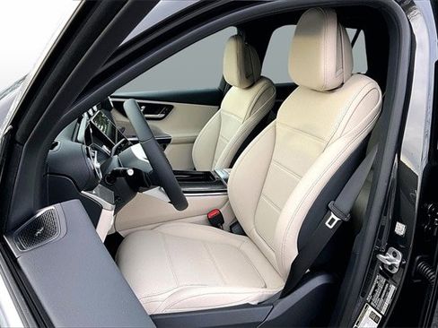 New 2026 Mercedes-Benz GLC 300 4MATIC image 12