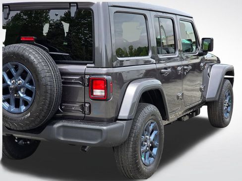 New 2026 Jeep Wrangler Unlimited Sport AWD/4WD image 40