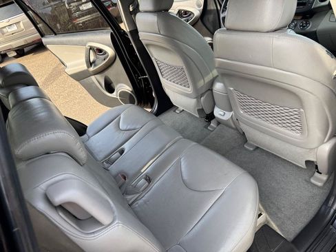 Used 2011 Toyota RAV4 Limited w/ Limited Extra Value Pkg AWD/4WD image 25