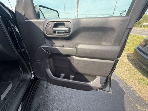 Used 2025 Chevrolet Silverado 1500 Custom Trail Boss image 22