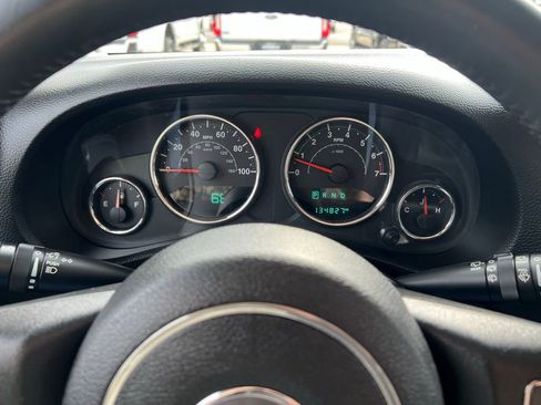 Used 2015 Jeep Wrangler Unlimited Sahara w/ Connectivity Group image 35