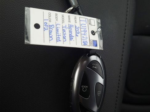 Used 2026 Hyundai Tucson Limited image 19