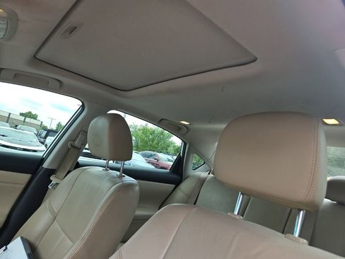 Used 2015 Nissan Altima 2.5 SL w/ Moonroof Package FWD image 16