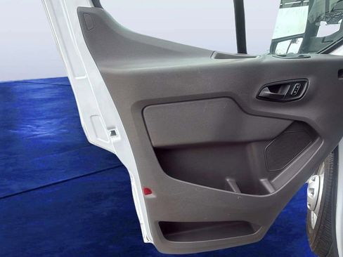 Used 2022 Ford Transit 250 Medium Roof AWD w/ Interior Upgrade Package image 15