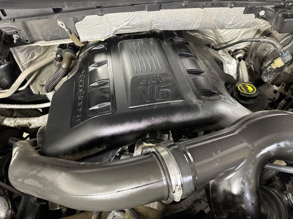 Used 2014 Ford F150 Lariat w/ Equipment Group 502A Luxury AWD/4WD image 35