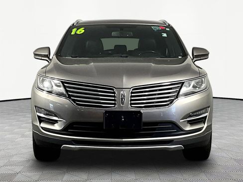 Used 2016 Lincoln MKC Reserve FWD image 2