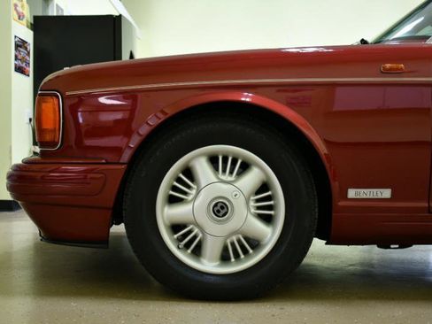 Used 1998 Bentley Brooklands Long Wheelbase RWD image 20
