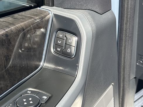 Used 2023 Ford F150 Lariat w/ Equipment Group 502A High AWD/4WD image 14