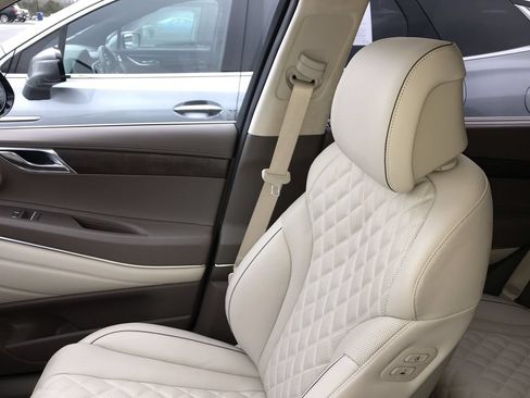 Used 2024 Genesis GV80 3.5T w/ Prestige Package AWD/4WD image 24