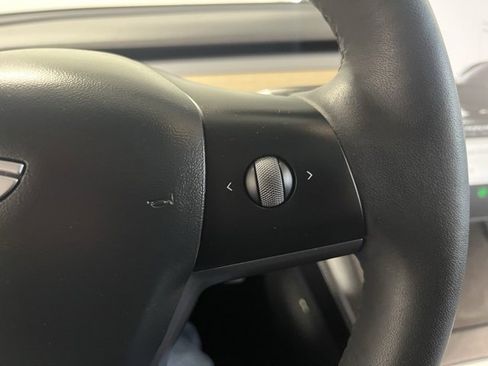 Used 2022 Tesla Model 3 Performance image 26