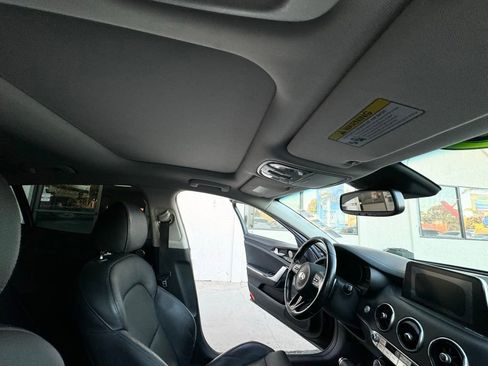 Used 2018 Kia Stinger Premium image 29