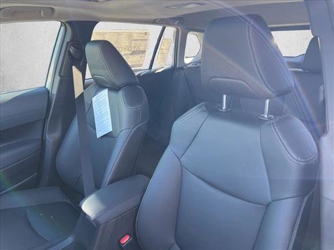 New 2026 Toyota Corolla Cross XLE image 15