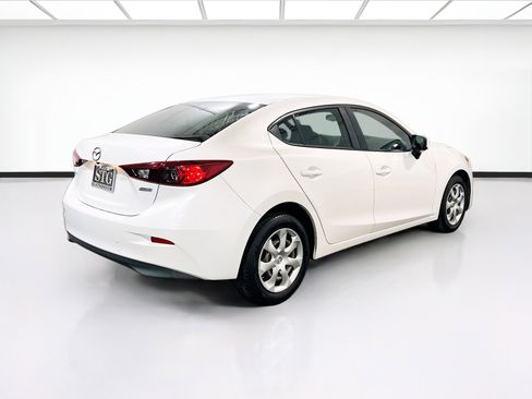 Used 2016 MAZDA MAZDA3 i Sport image 4