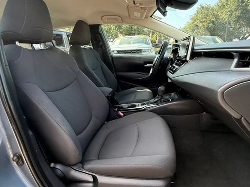 Used 2021 Toyota Corolla LE FWD image 16