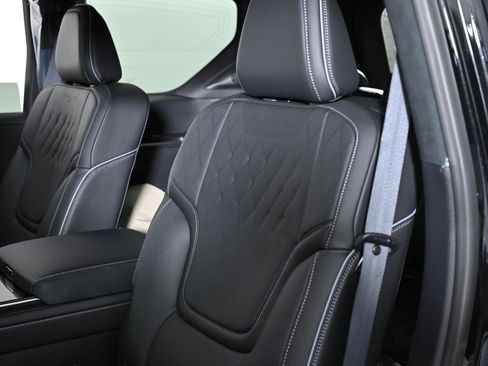 New 2026 INFINITI QX80 Autograph w/ Premium Cargo Package image 29