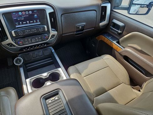Used 2017 GMC Sierra 1500 SLT AWD/4WD image 12