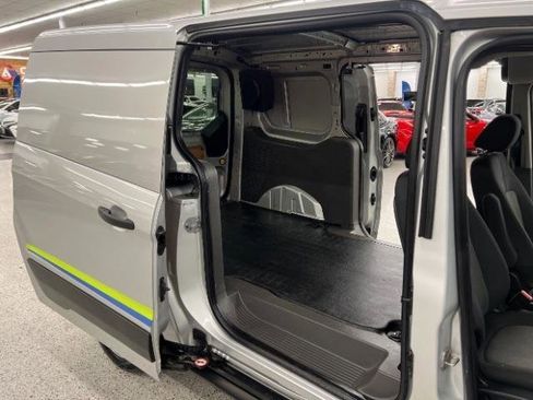 Used 2019 Ford Transit Connect XL image 26