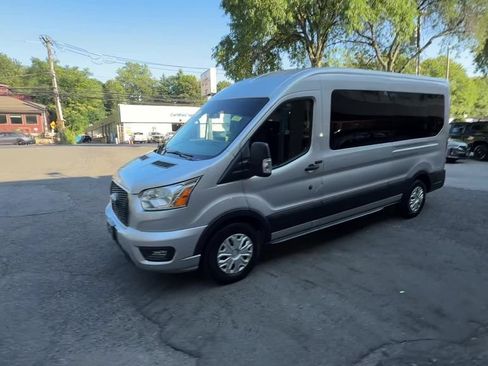 Used 2022 Ford Transit 350 XLT RWD image 6