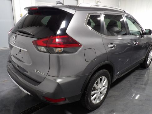 Used 2019 Nissan Rogue SV AWD/4WD image 4
