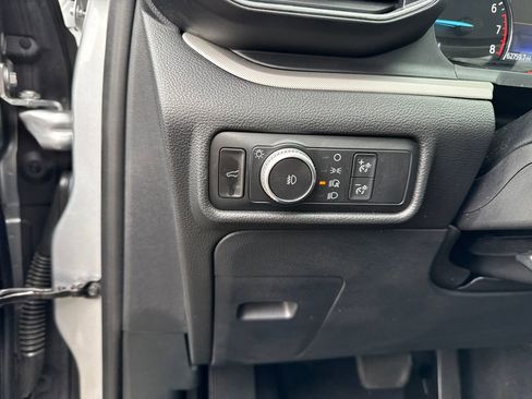 Used 2020 Ford Explorer XLT w/ Equipment Group 202A image 38