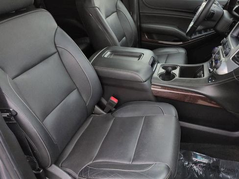 Used 2018 GMC Yukon SLT image 24
