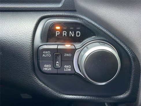 Used 2021 RAM 1500 Big Horn AWD/4WD image 32