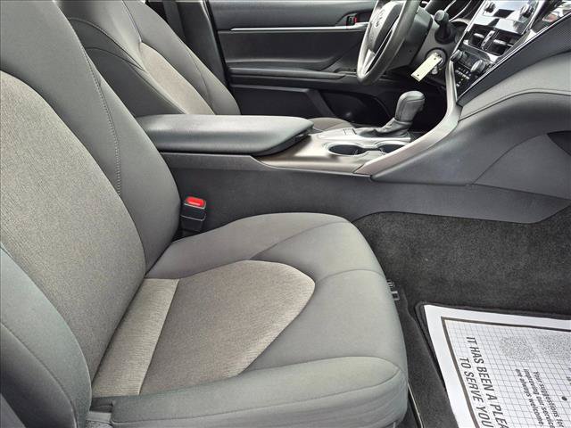 Used 2023 Toyota Camry LE FWD image 19