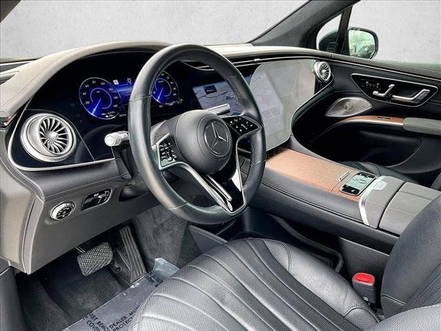 Certified 2023 Mercedes-Benz EQS 580 4MATIC SUV image 13