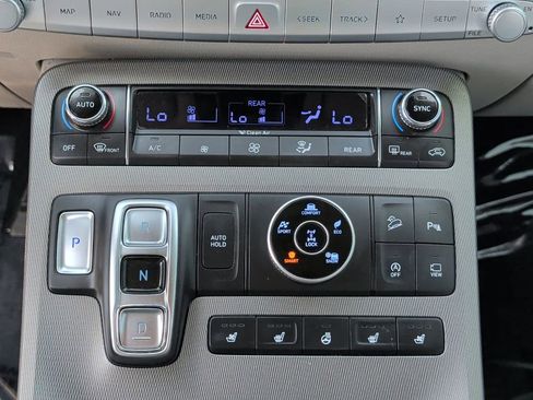 Used 2021 Hyundai Palisade Limited w/ Winter Package AWD/4WD image 28