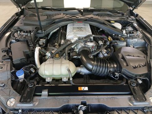 Used 2021 Ford Mustang Shelby GT500 w/ Technology Package RWD image 21