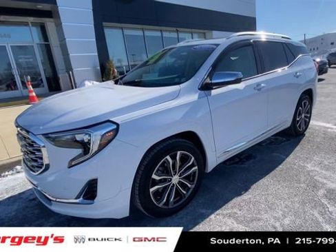 Used 2020 GMC Terrain Denali image 4