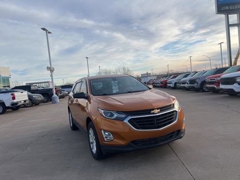 Used 2018 Chevrolet Equinox LS image 5