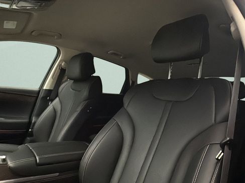 Certified 2024 Genesis GV80 2.5T AWD/4WD image 11