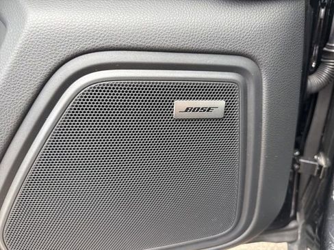 Used 2024 Porsche Macan image 23