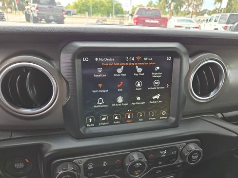 Used 2022 Jeep Wrangler Unlimited Rubicon 4xe w/ Cold Weather Group image 16