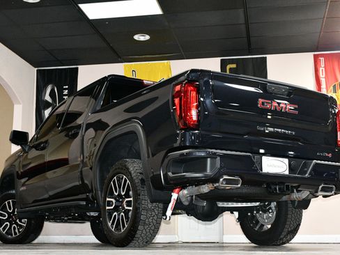 Used 2025 GMC Sierra 1500 AT4 w/ AT4 Premium Package image 86