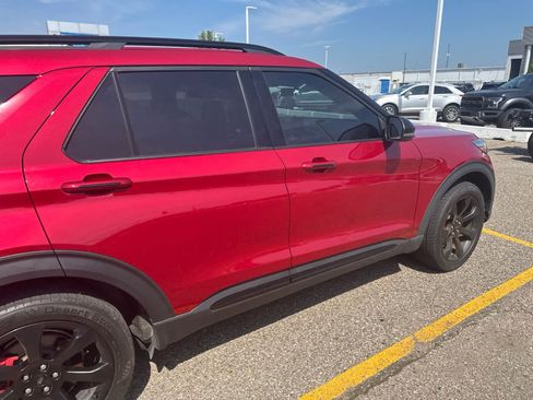 Used 2020 Ford Explorer ST w/ ST Street Pack AWD/4WD image 12