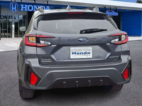 Used 2024 Subaru Crosstrek 2.0i Premium image 7