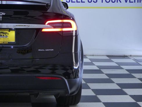 Used 2021 Tesla Model X Long Range image 27