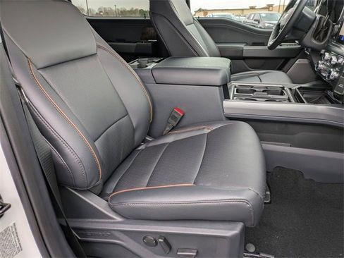 New 2026 Ford F350 Lariat w/ Black Appearance Package image 41