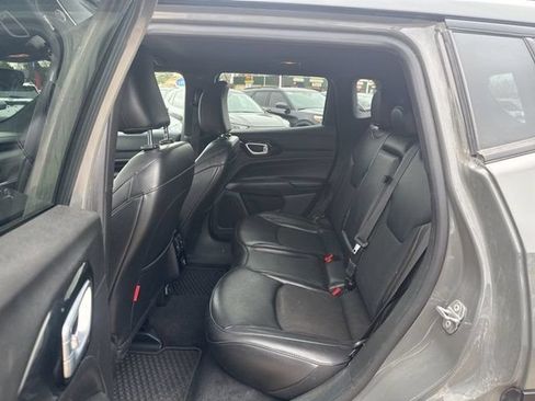 Used 2023 Jeep Compass Trailhawk AWD/4WD image 8